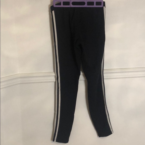 Black Adidas leggings - Picture 4 of 4